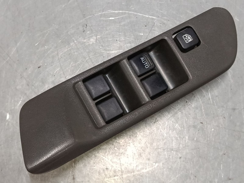 Recambio de mando elevalunas delantero izquierdo para nissan primera hatchback (p11) 1.6 16v referencia OEM IAM   