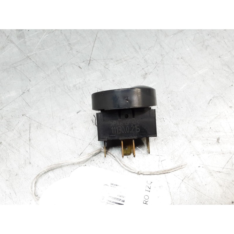 Recambio de mando elevalunas delantero izquierdo para smart fortwo coupé (450) 0.7 (450.352, 450.332) referencia OEM IAM 11130.0