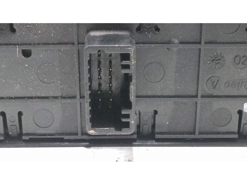 Recambio de mando elevalunas delantero izquierdo para renault laguna iii grandtour (kt0/1) 1.5 dci (kt0a, kt0r, kt02) referencia