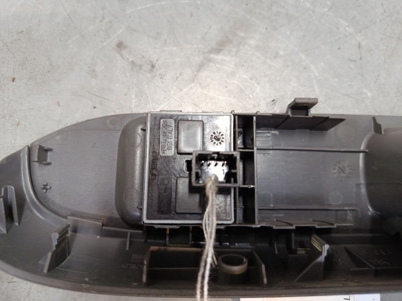 Recambio de mando elevalunas delantero izquierdo para seat ibiza iii (6l1) 1.4 16v referencia OEM IAM   