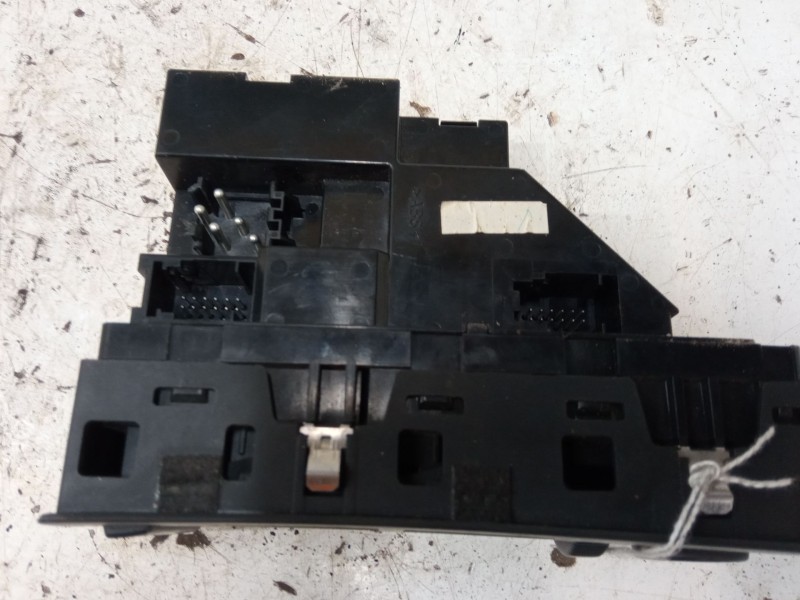 Recambio de mando elevalunas delantero izquierdo para bmw x5 (e53) 3.0 d referencia OEM IAM 6944551  