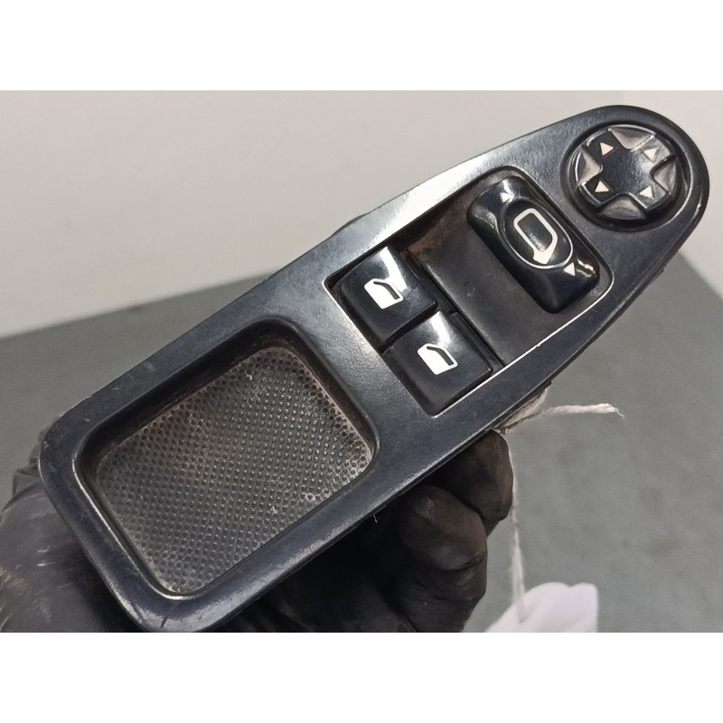 Recambio de mando elevalunas delantero izquierdo para fiat scudo furgoneta (270_, 272_) 1.6 d multijet referencia OEM IAM 000327