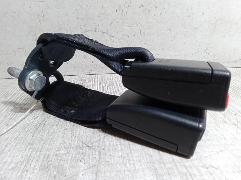 ANCLAJE CINTURON TRASERO IZQUIERDO 