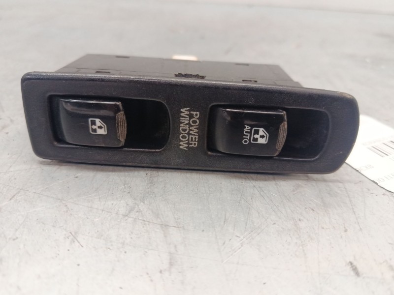 Recambio de mando elevalunas delantero izquierdo para ssangyong korando (kj) 2.9 td referencia OEM IAM   
