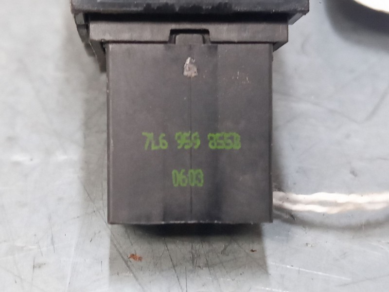 Recambio de mando elevalunas trasero izquierdo para volkswagen polo v (6r1, 6c1) 1.2 tdi referencia OEM IAM 7L6959855B  