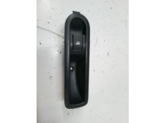 Recambio de mando elevalunas trasero izquierdo para renault grand scénic ii (jm0/1_) 1.9 dci (jm14) referencia OEM IAM 56013870 