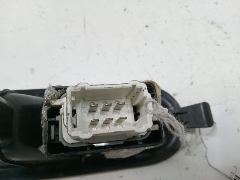 Recambio de mando elevalunas trasero izquierdo para renault grand scénic ii (jm0/1_) 1.9 dci (jm14) referencia OEM IAM 56013870 