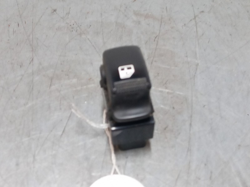 Recambio de mando elevalunas delantero derecho para hyundai tucson (jm) 2.0 referencia OEM IAM   