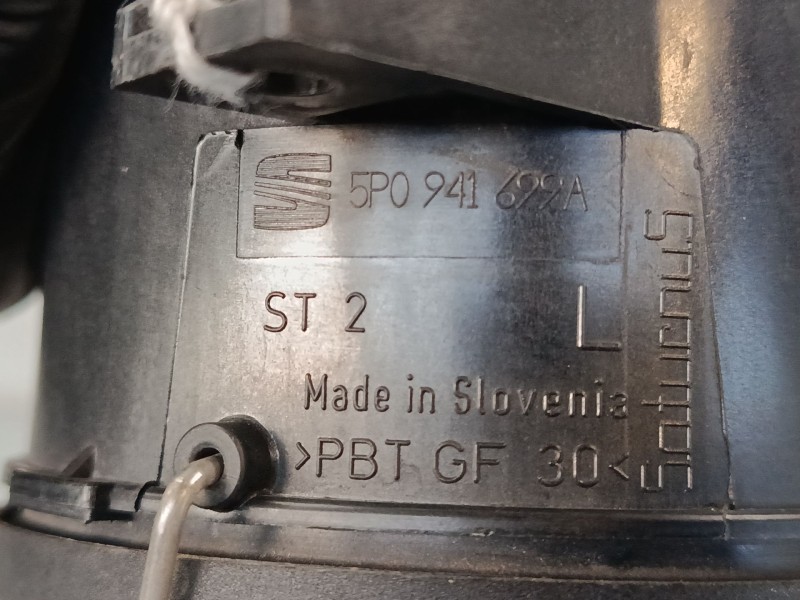 Recambio de faro antiniebla izquierdo para seat ibiza iii (6l1) 1.4 16v referencia OEM IAM   