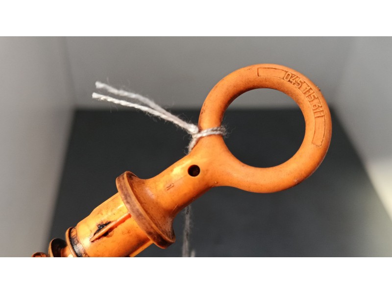 Recambio de varilla aceite para volkswagen polo iv (9n_, 9a_) 1.4 tdi referencia OEM IAM   