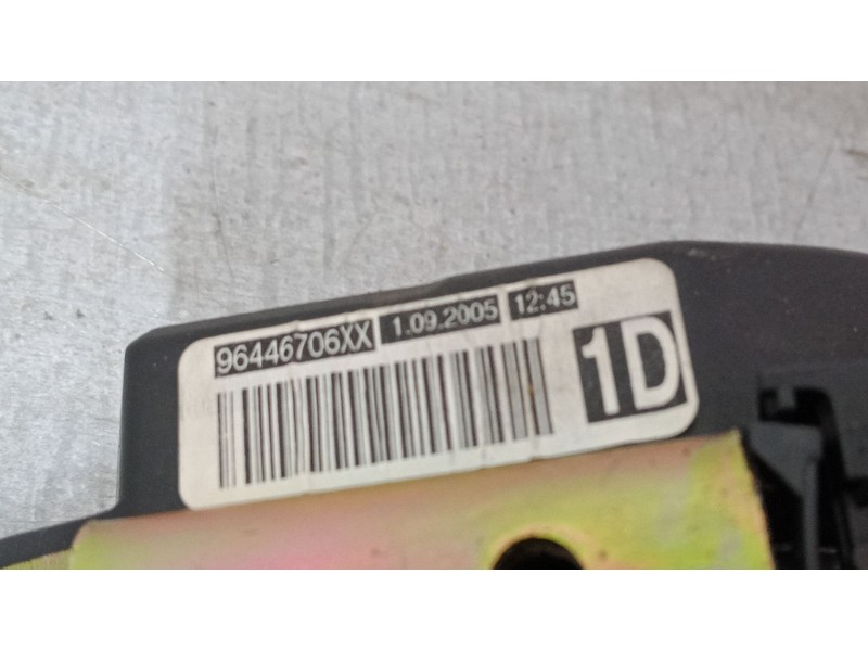Recambio de cinturon seguridad delantero derecho para peugeot 1007 (km_) 1.4 hdi referencia OEM IAM 96446706XX  