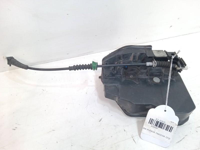 Recambio de cerradura puerta trasera izquierda para bmw x3 (e83) 2.0 d referencia OEM IAM 7202147  
