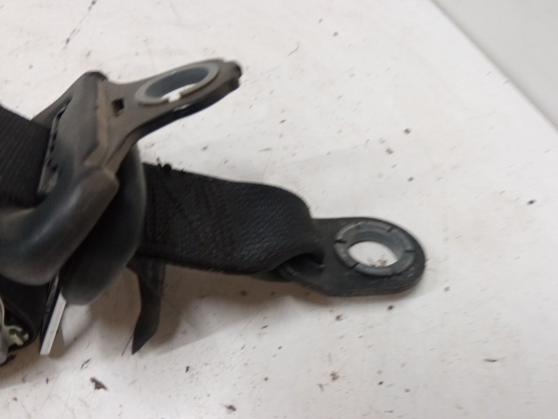 Recambio de cinturon seguridad trasero derecho para peugeot 108 1.2 referencia OEM IAM KR1LI3A1HM  