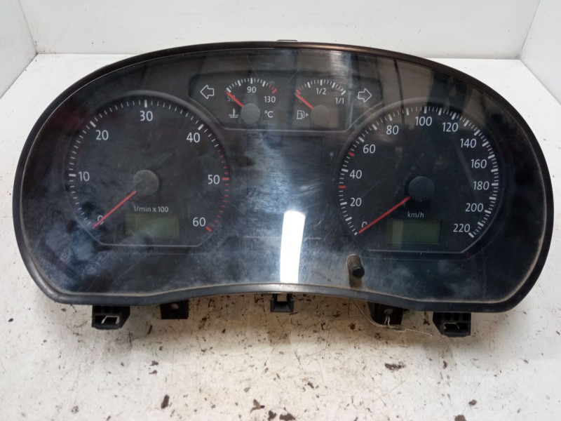 Recambio de cuadro instrumentos para volkswagen polo iv (9n_, 9a_) 1.4 tdi referencia OEM IAM 6Q0920803D  