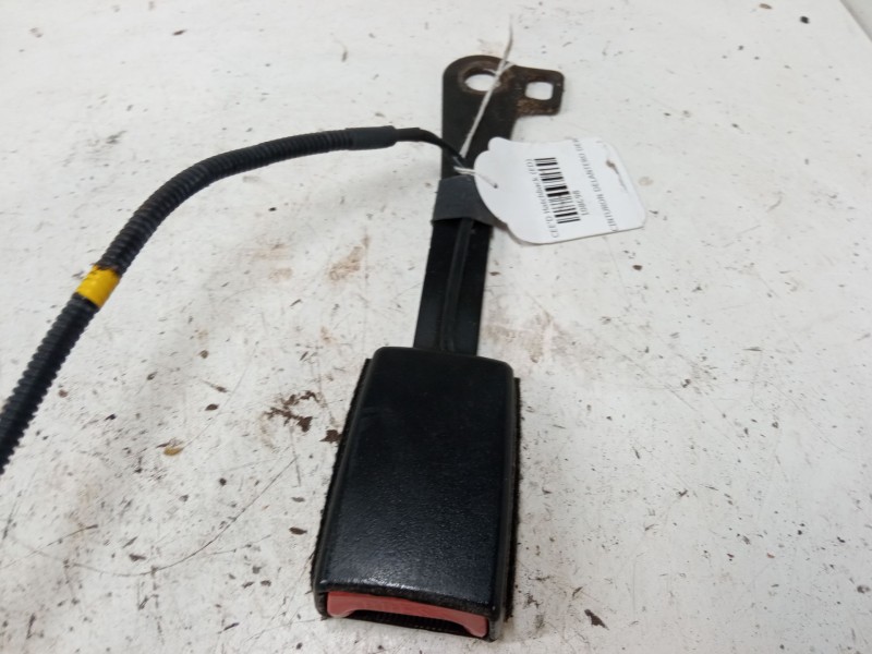 Recambio de anclaje cinturon delantero derecho para kia cee´d hatchback (ed) 1.4 referencia OEM IAM   