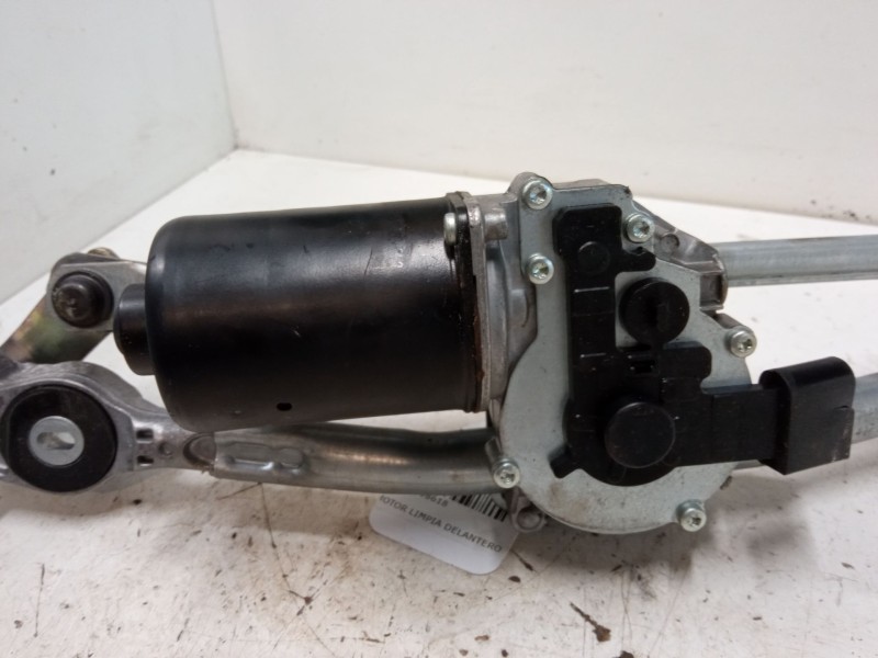 Recambio de motor limpia delantero para bmw 3 (e90) 320 d referencia OEM IAM 691240401  