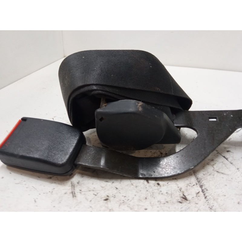 Recambio de anclaje cinturon delantero derecho para volkswagen golf iii 1.8 gl 19 rv - 2e referencia OEM IAM   