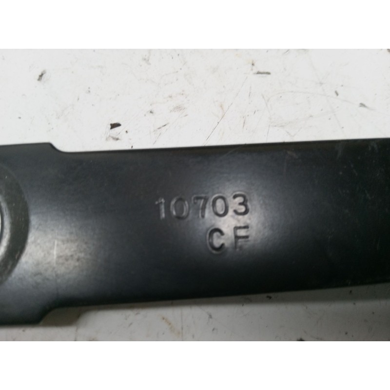 Recambio de anclaje cinturon delantero derecho para nissan almera ii hatchback (n16) 2.2 di referencia OEM IAM NSB1085  