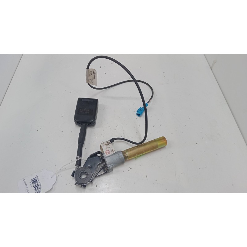 Recambio de anclaje cinturon delantero derecho para renault megane i (ba0/1_) 1.9 dti (ba1u) referencia OEM IAM 542177111F  