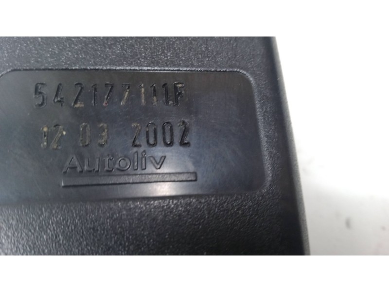 Recambio de anclaje cinturon delantero derecho para renault megane i (ba0/1_) 1.9 dti (ba1u) referencia OEM IAM 542177111F  