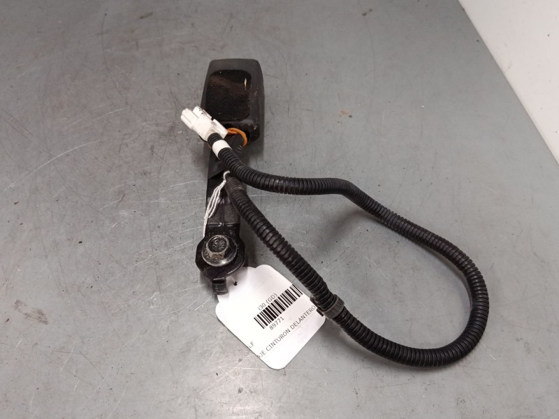 Recambio de anclaje cinturon delantero derecho para hyundai i30 (gd) 1.4 crdi referencia OEM IAM   