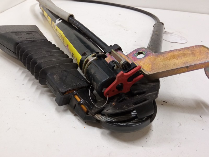 Recambio de anclaje cinturon delantero derecho para opel corsa b (s93) 1.0 i 12v (f08, f68, m68) referencia OEM IAM   