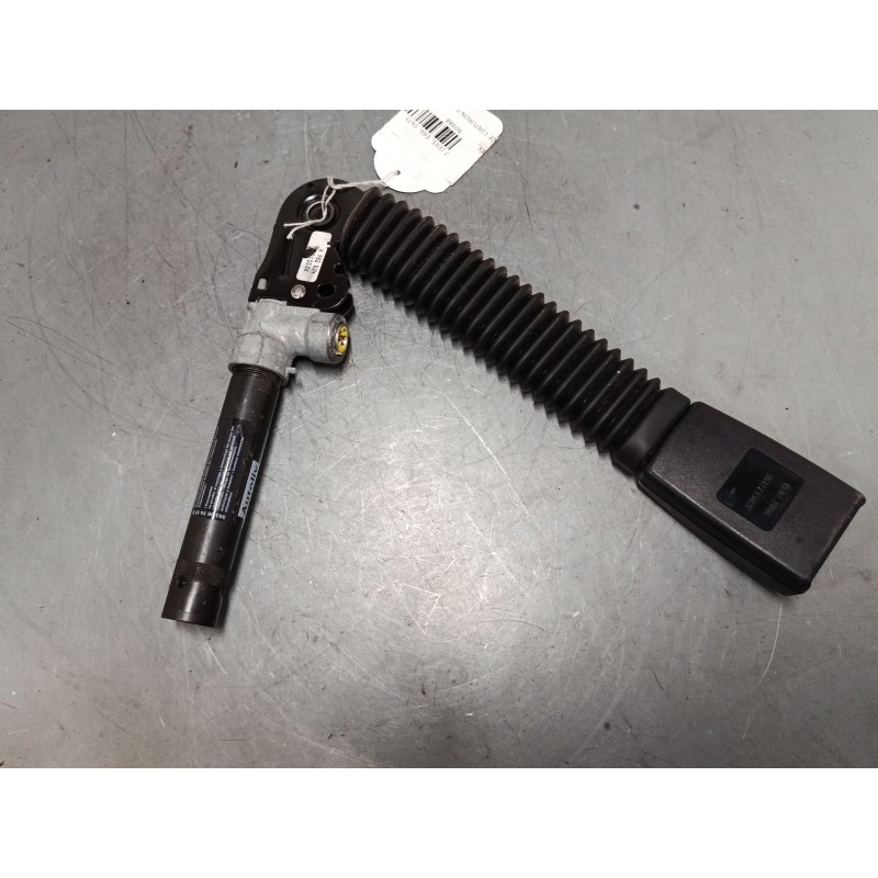Recambio de anclaje cinturon delantero derecho para bmw 7 (e65, e66, e67) 730 i, li referencia OEM IAM 6982524  