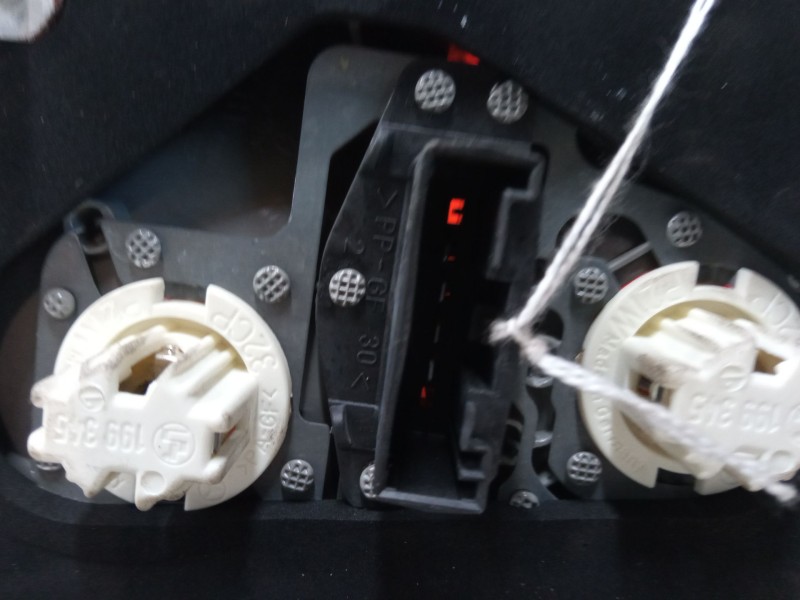 Recambio de piloto trasero izquierdo para bmw x5 (e53) 3.0 d referencia OEM IAM 6321716447506  