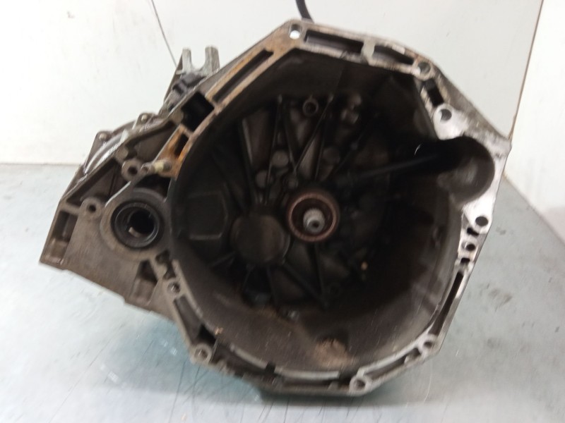 Recambio de caja de cambios manual 6 velocidades para renault scénic ii (jm0/1_) 1.6 16v (jm1r) referencia OEM IAM TL4A015 77017