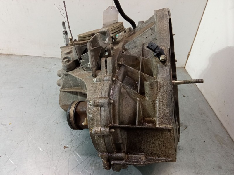 Recambio de caja de cambios manual 6 velocidades para renault scénic ii (jm0/1_) 1.6 16v (jm1r) referencia OEM IAM TL4A015 77017