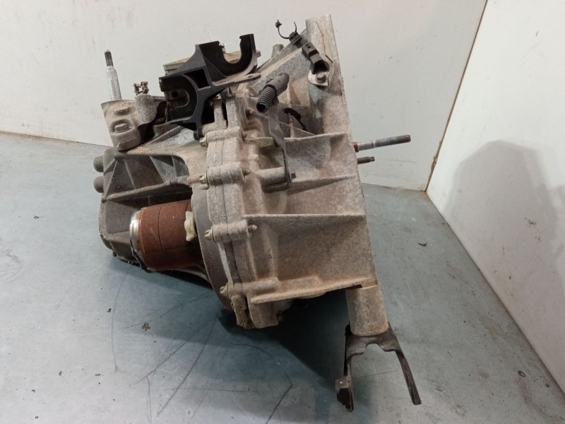 Recambio de caja de cambios manual 6 velocidades para dacia duster (hs_) 1.5 dci (hsaj) referencia OEM IAM TL4B075 320103562R 