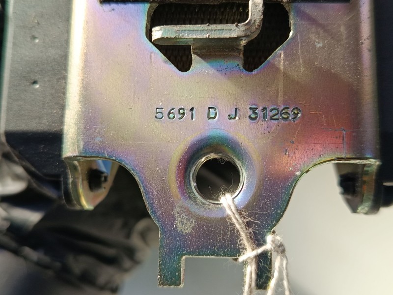 Recambio de cinturon seguridad delantero derecho para bmw 3 compact (e46) 320 td referencia OEM IAM 560493801  