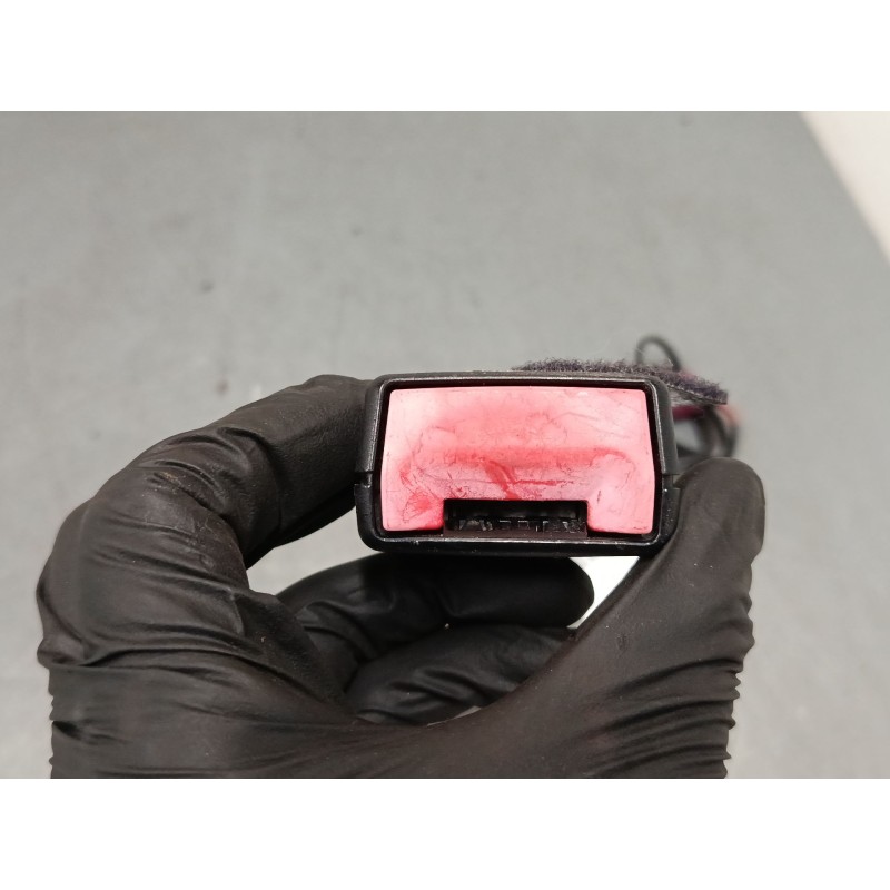 Recambio de anclaje cinturon delantero derecho para ford fiesta vi (cb1, ccn) 1.25 referencia OEM IAM C1BB B61208 BB  