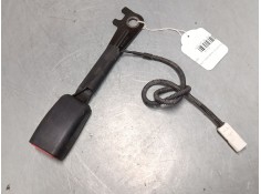 Recambio de anclaje cinturon delantero derecho para hyundai ix35 (lm, el, elh) 2.0 crdi referencia OEM IAM 1K06886506R  