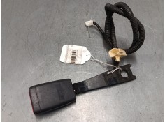 Recambio de anclaje cinturon delantero derecho para toyota avensis (_t25_) 1.8 (zzt251_) referencia OEM IAM   