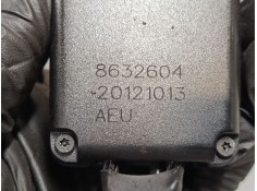 Recambio de anclaje cinturon delantero derecho para volvo v40 hatchback (525) d2 referencia OEM IAM 8632604   2