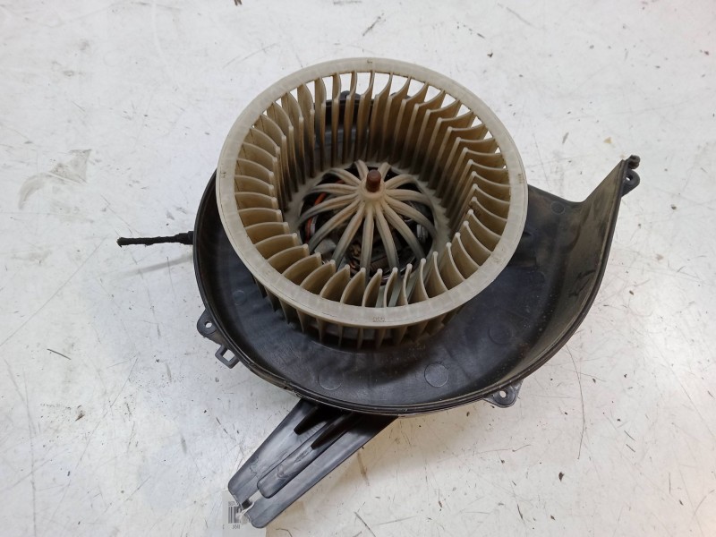 Recambio de motor calefaccion para seat ibiza iv (6j5, 6p1) 1.9 tdi referencia OEM IAM   