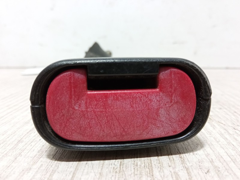 Recambio de anclaje cinturon trasero derecho para alfa romeo 147 (937_) 1.9 jtd (937.axd1a, 937.bxd1a) referencia OEM IAM 104510