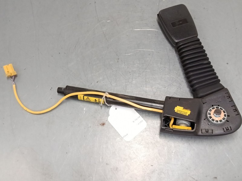 Recambio de anclaje cinturon delantero izquierdo para land rover freelander i (l314) 2.0 di 4x4 referencia OEM IAM EVB104570LHT 