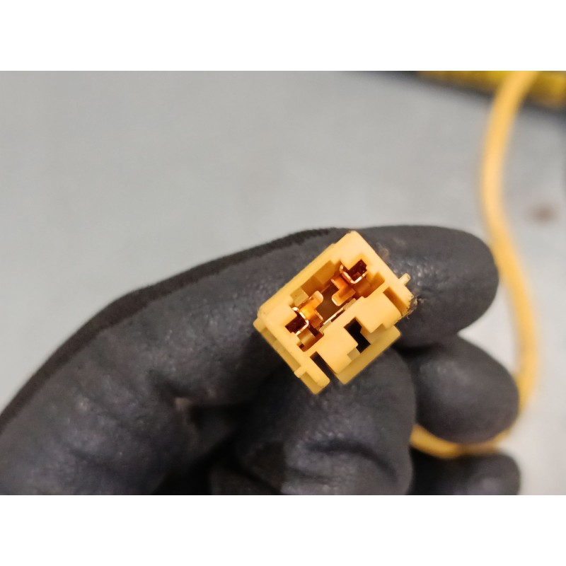 Recambio de anclaje cinturon delantero izquierdo para land rover freelander i (l314) 2.0 di 4x4 referencia OEM IAM EVB104570LHT 