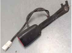 Recambio de anclaje cinturon delantero izquierdo para hyundai ix35 (lm, el, elh) 2.0 crdi referencia OEM IAM 1K0 688 5506  