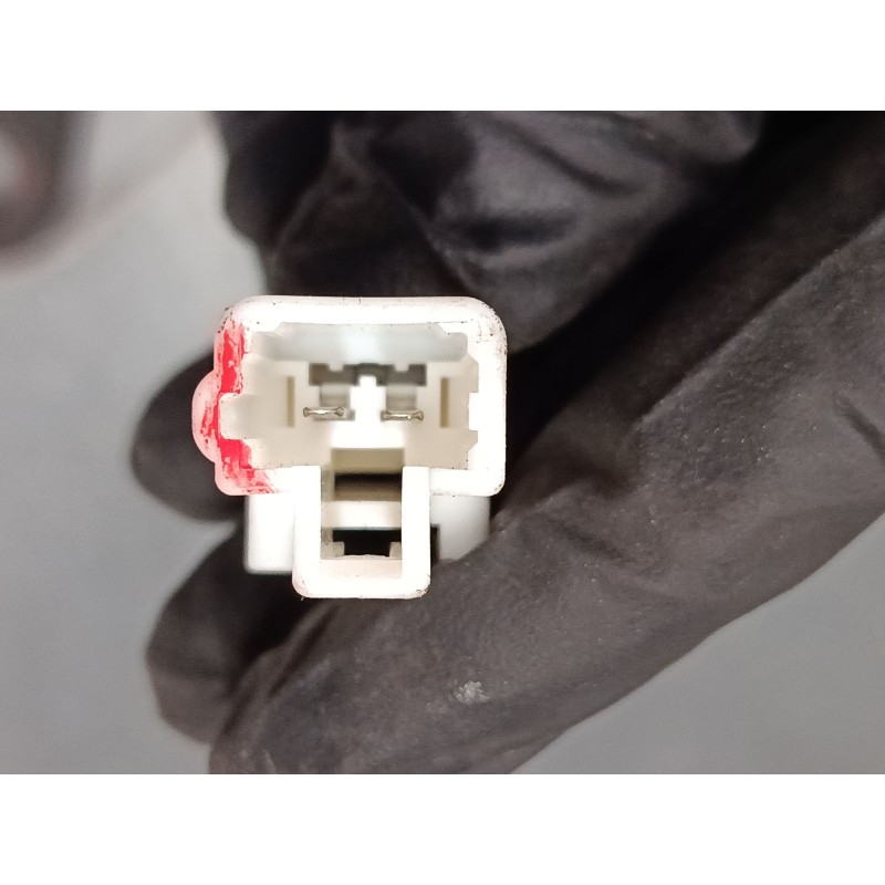 Recambio de anclaje cinturon delantero izquierdo para hyundai ix35 (lm, el, elh) 2.0 crdi referencia OEM IAM 1K0 688 5506  