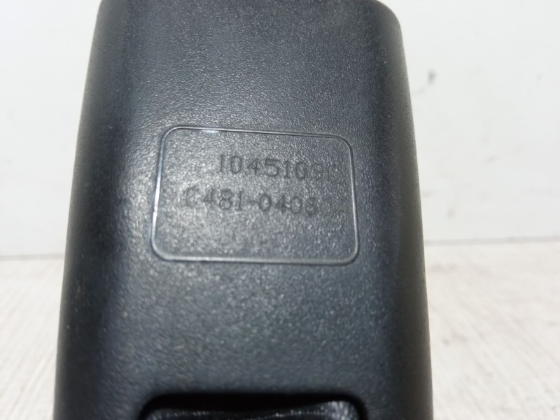 Recambio de anclaje cinturon trasero derecho para alfa romeo 147 (937_) 1.9 jtd (937.axd1a, 937.bxd1a) referencia OEM IAM 104510