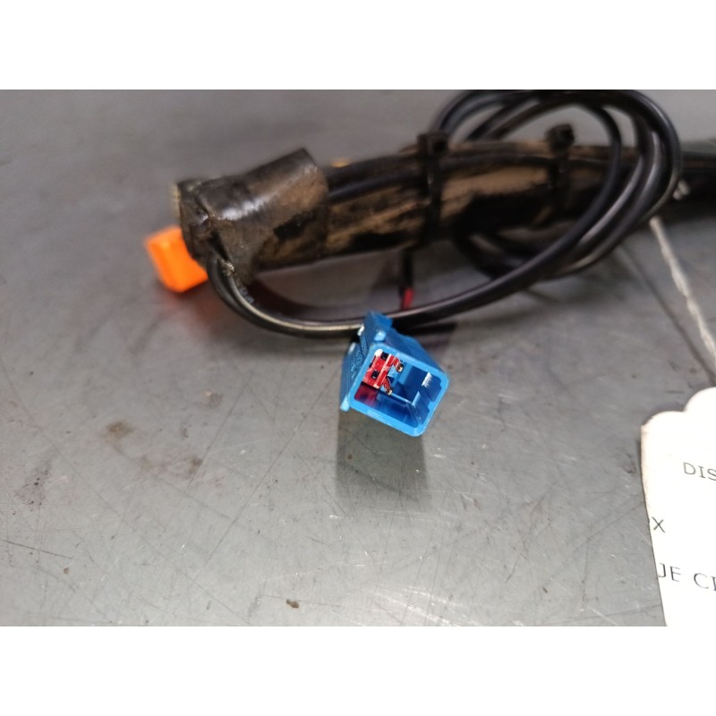 Recambio de anclaje cinturon delantero derecho para land rover discovery iii (l319) 2.7 td 4x4 referencia OEM IAM   