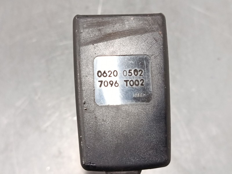 Recambio de anclaje cinturon delantero derecho para fiat doblo monospace (119_, 223_) 1.4 referencia OEM IAM 7096 T002  