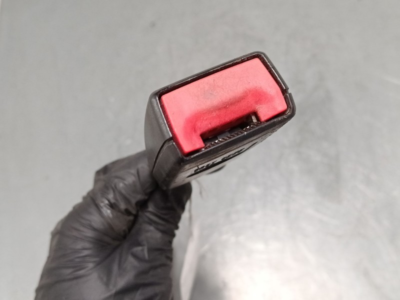 Recambio de anclaje cinturon delantero derecho para fiat doblo monospace (119_, 223_) 1.4 referencia OEM IAM 7096 T002  