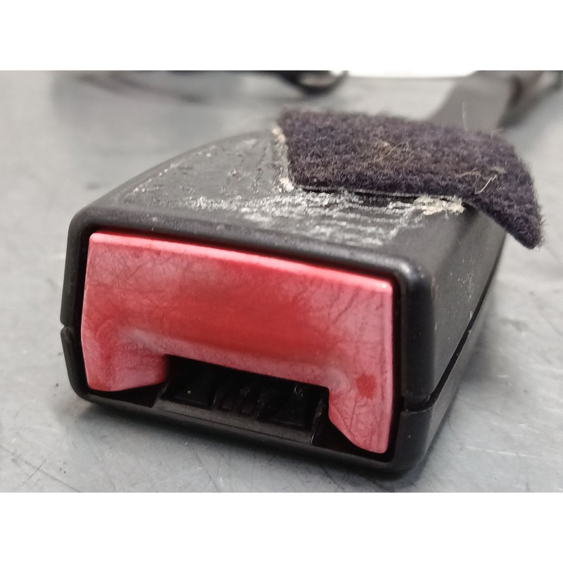 Recambio de anclaje cinturon delantero izquierdo para ford fiesta vi (cb1, ccn) 1.25 referencia OEM IAM C1BB B61208 BB  
