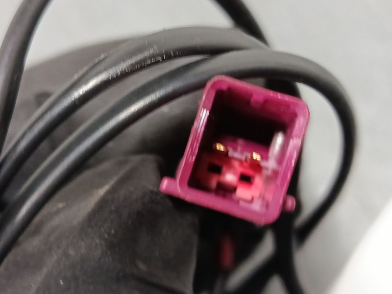 Recambio de anclaje cinturon delantero izquierdo para ford fiesta vi (cb1, ccn) 1.25 referencia OEM IAM C1BB B61208 BB  