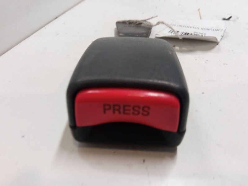 Recambio de anclaje cinturon delantero izquierdo para mitsubishi galant viii (ea_) 2.0 (ea2a) referencia OEM IAM   