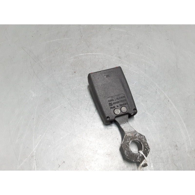 Recambio de anclaje cinturon delantero izquierdo para smart fortwo coupé (450) 0.7 (450.352, 450.332) referencia OEM IAM 0000871